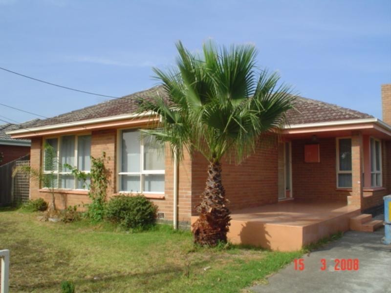 15 Somerlayton Crescent, Fawkner VIC 3060