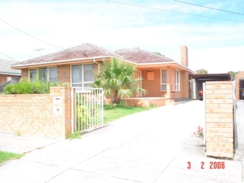 15 Somerlayton Crescent, Fawkner VIC 3060
