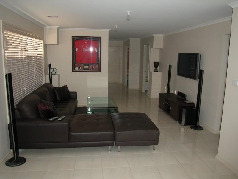 43 Nutwood Crescent, Derrimut VIC 3030