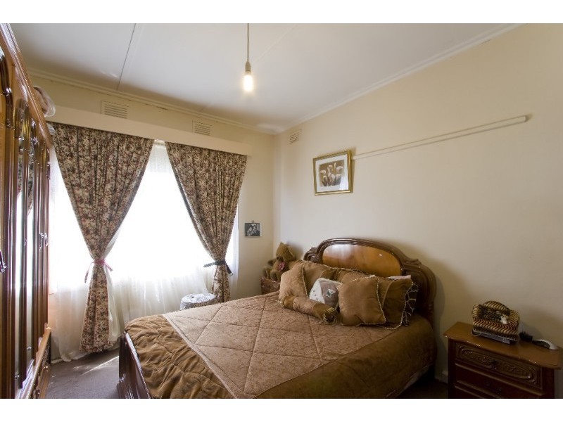 19 Marlborough Street, Fawkner VIC 3060