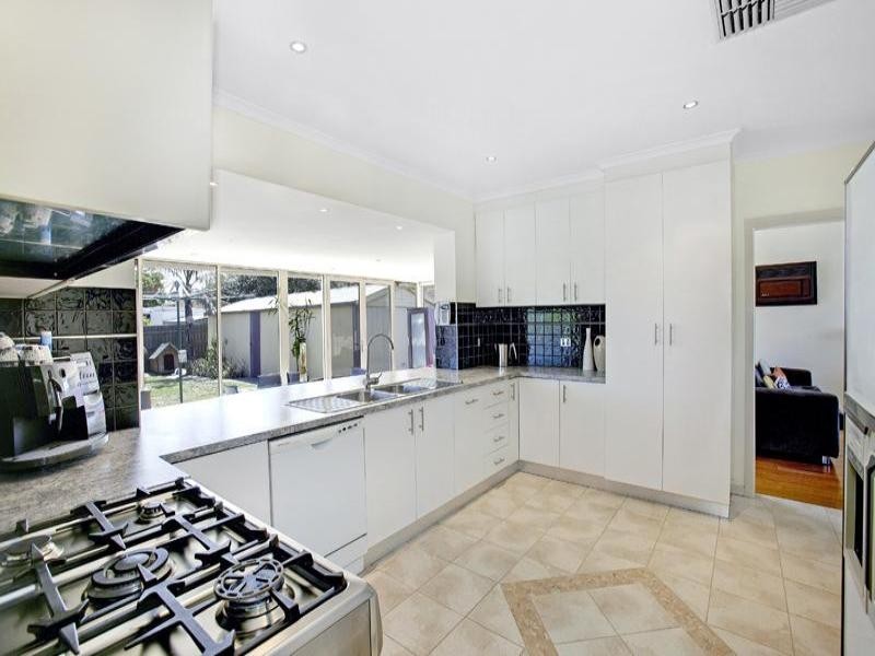 10 Palmer Street, Fawkner VIC 3060