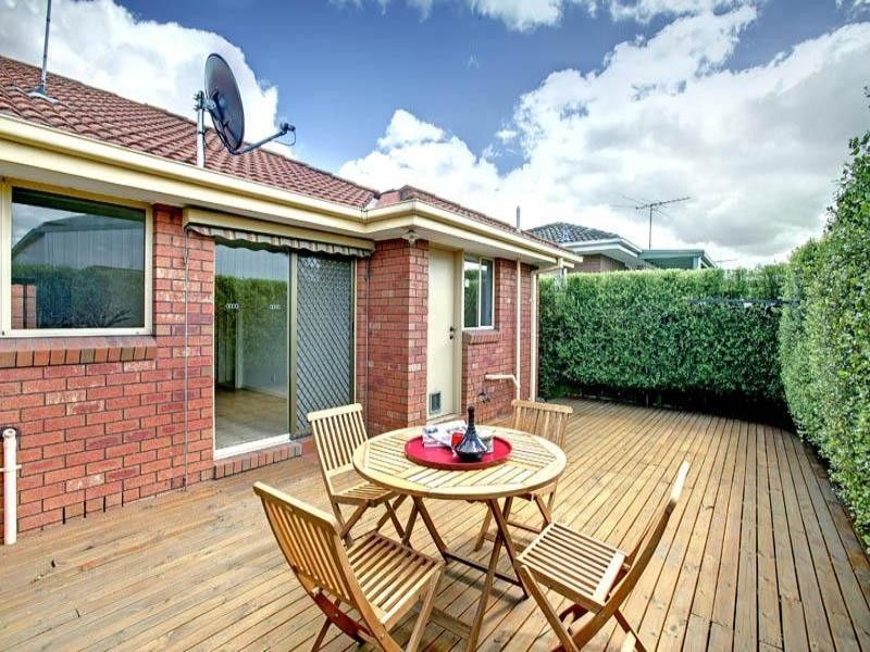 3/4 Hazel Grove, Pascoe Vale VIC 3044