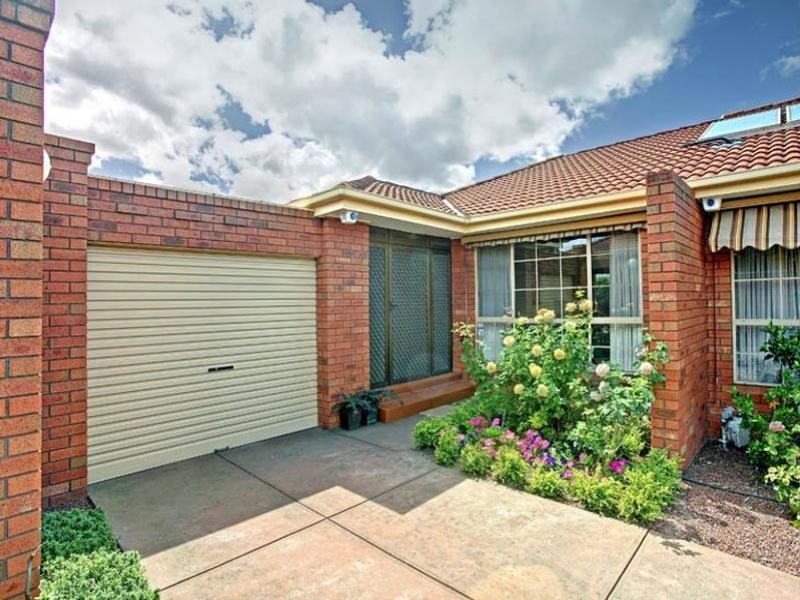3/4 Hazel Grove, Pascoe Vale VIC 3044