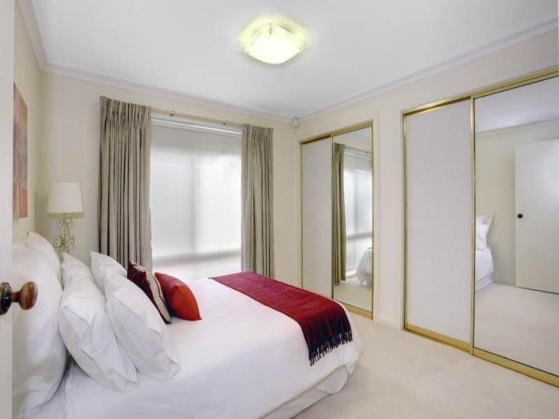 3/4 Hazel Grove, Pascoe Vale VIC 3044