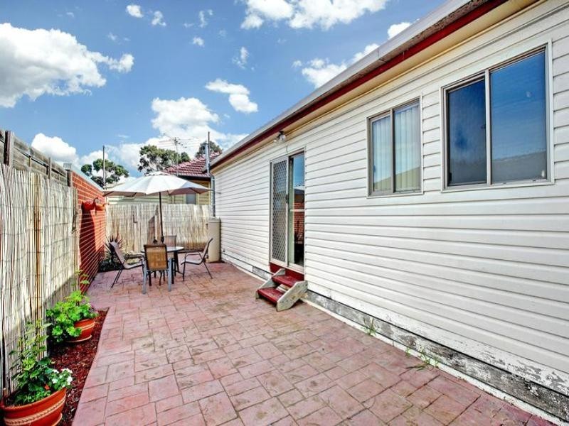 2/1-3 Currajong Street, Glenroy VIC 3046