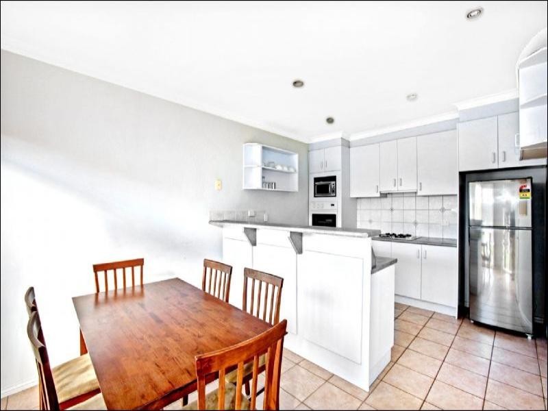 16 Francis Street, Hadfield VIC 3046