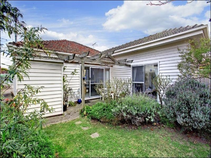 184 Melville Road, Pascoe Vale South VIC 3044