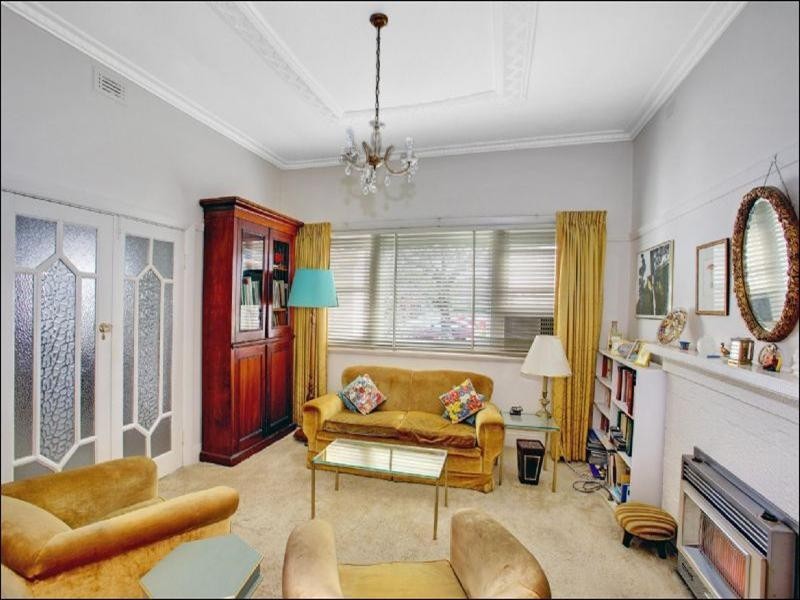 184 Melville Road, Pascoe Vale South VIC 3044