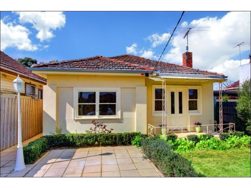 18 Norris Street, Coburg North VIC 3058