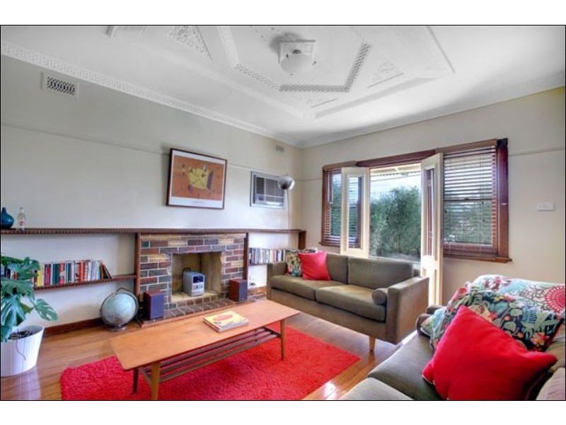 18 Norris Street, Coburg North VIC 3058