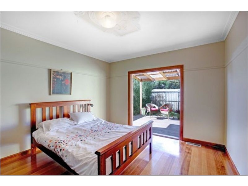 18 Norris Street, Coburg North VIC 3058