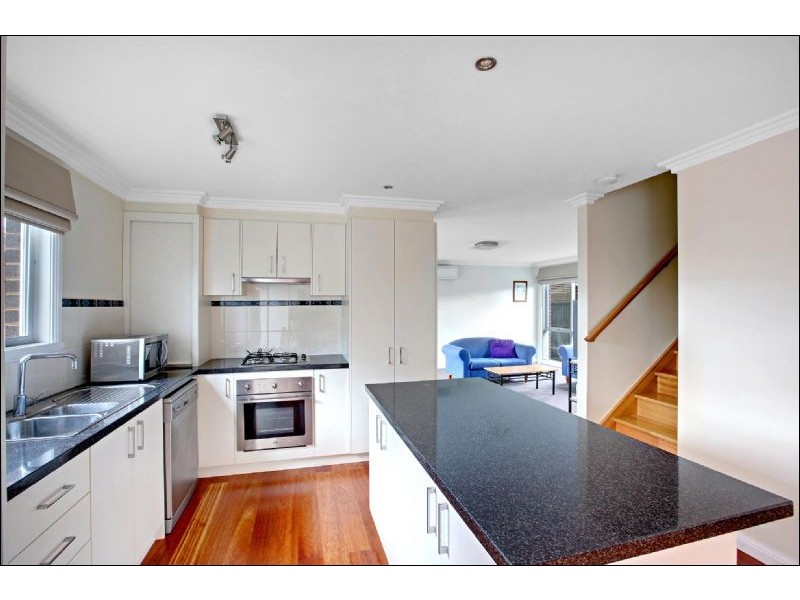 5A Raeburn Street, Pascoe Vale VIC 3044