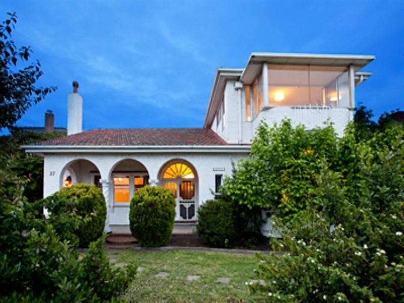 37 The Esplanade, Geelong VIC 3220