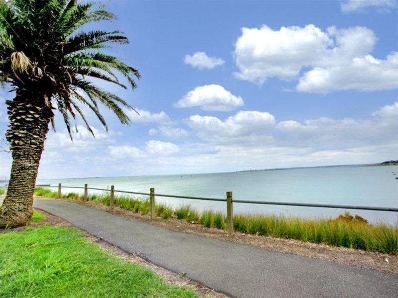 37 The Esplanade, Geelong VIC 3220