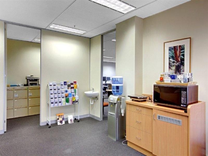 505 /100 Victoria Parade, East Melbourne VIC 3002