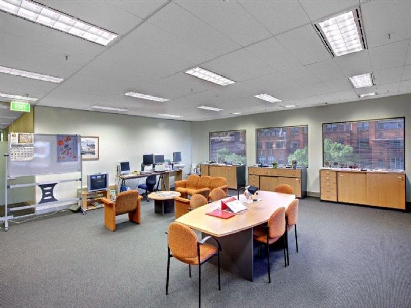 505 /100 Victoria Parade, East Melbourne VIC 3002