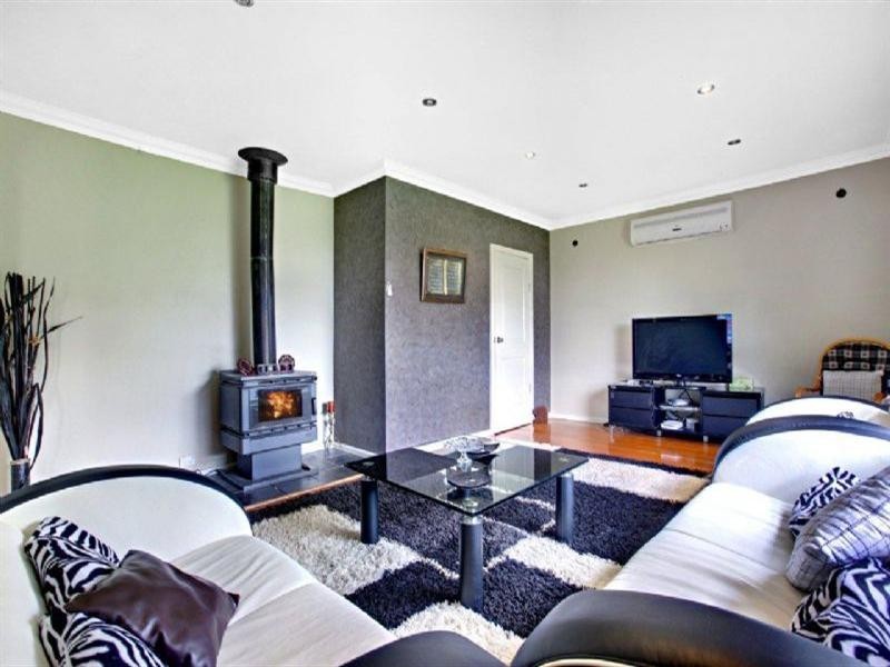 11 Jennifer Street, Fawkner VIC 3060