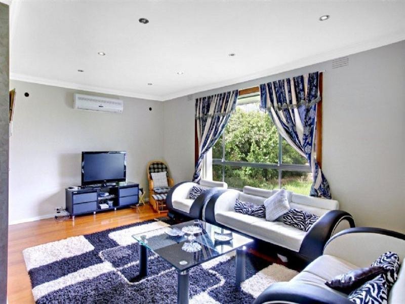 11 Jennifer Street, Fawkner VIC 3060