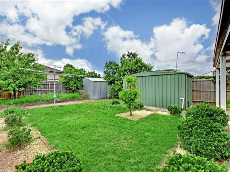 11 Jennifer Street, Fawkner VIC 3060