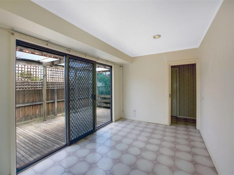 9 Wroxham Court, Fawkner VIC 3060