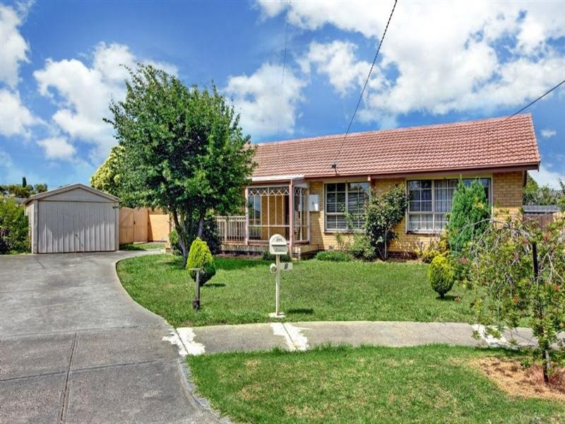 9 Wroxham Court, Fawkner VIC 3060