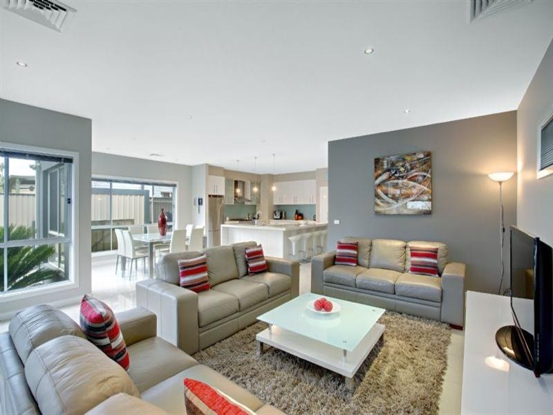 7 Yorkshire Street, Pascoe Vale VIC 3044