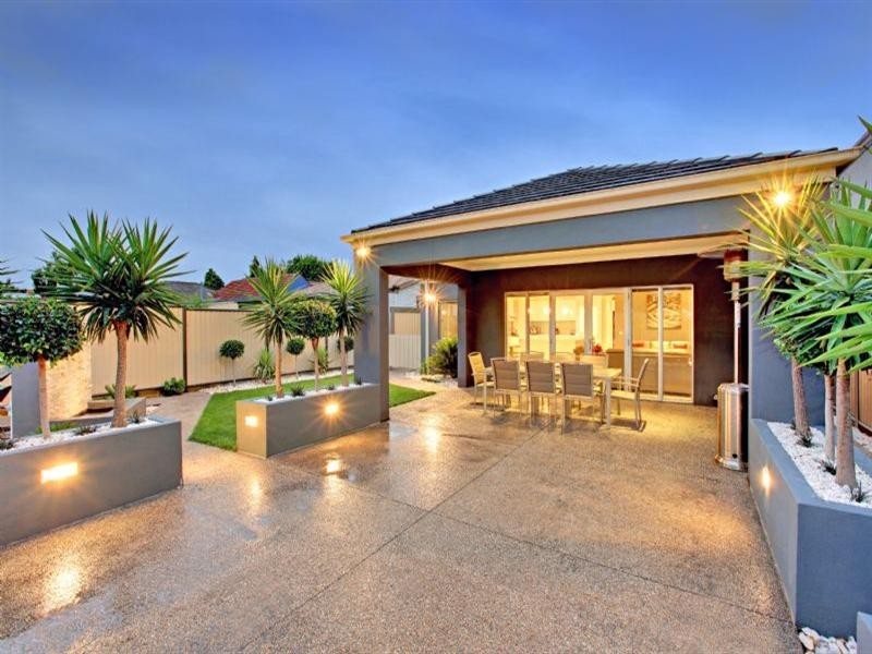 7 Yorkshire Street, Pascoe Vale VIC 3044