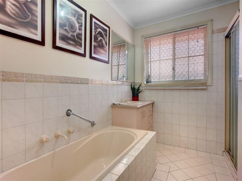 1/6 Downs Street, Pascoe Vale VIC 3044