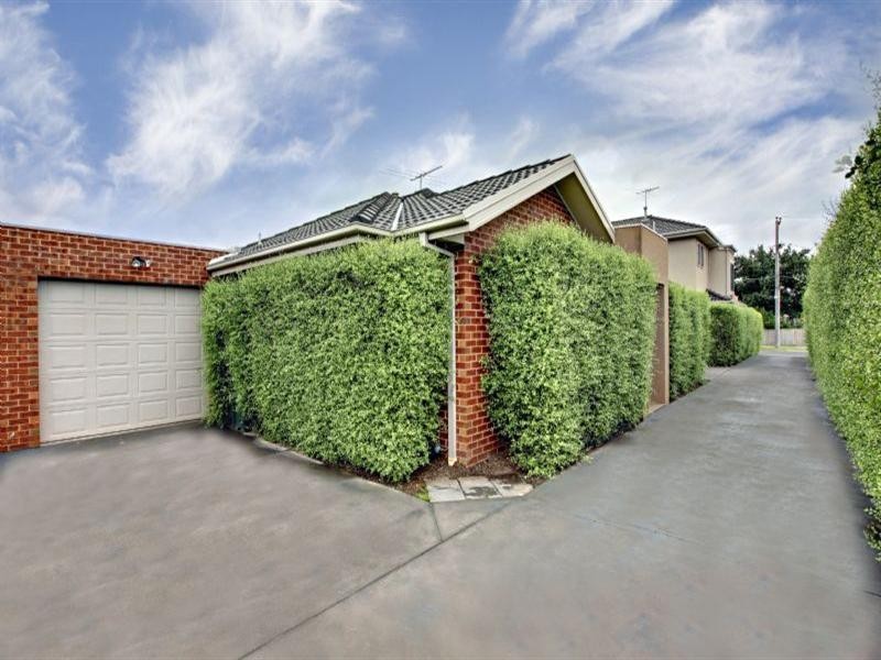2/27 Dorset Road, Pascoe Vale VIC 3044