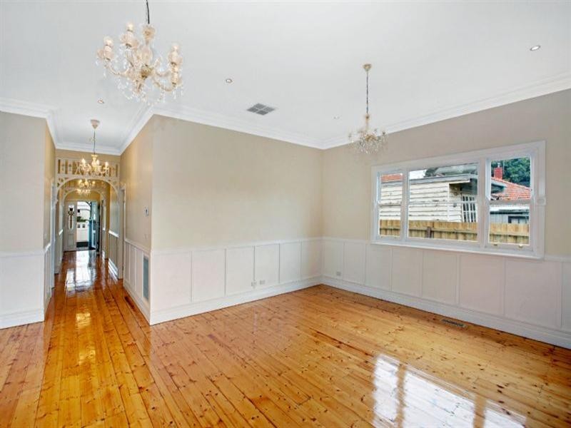 11 Mashoobra Street, Coburg North VIC 3058