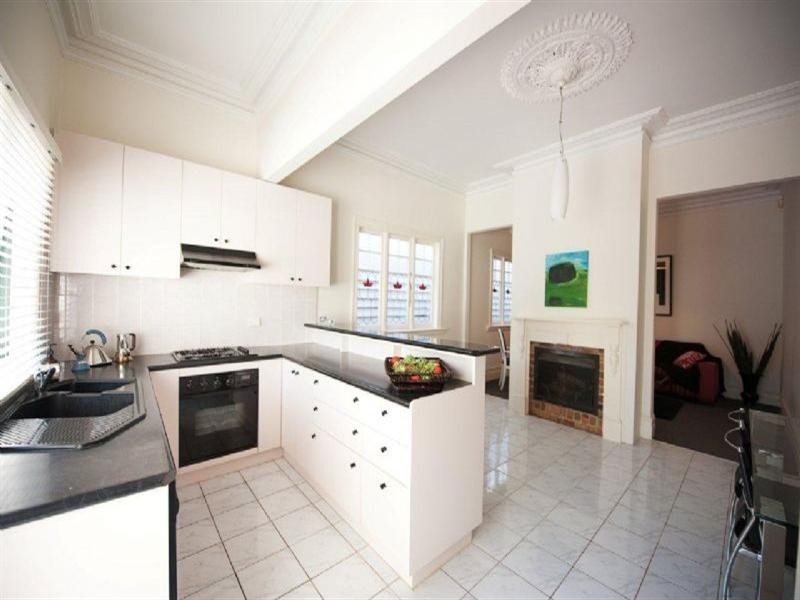 12 Collett Street, Kensington VIC 3031