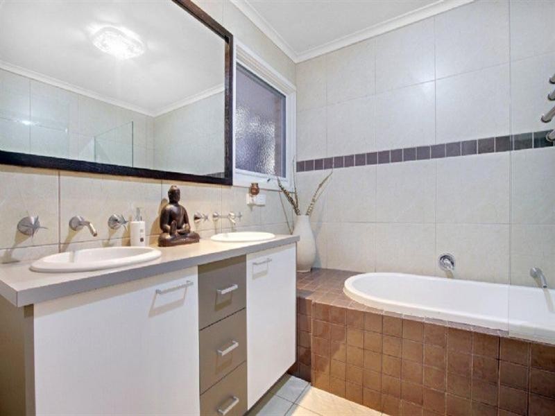 54 Northumberland Road, Pascoe Vale VIC 3044