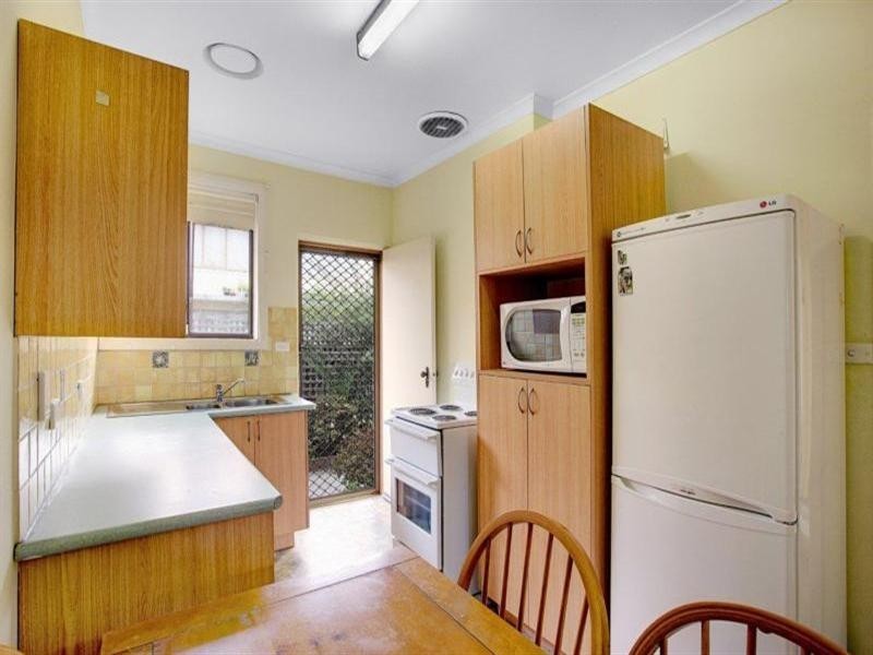 2/78 The Grove, Coburg VIC 3058
