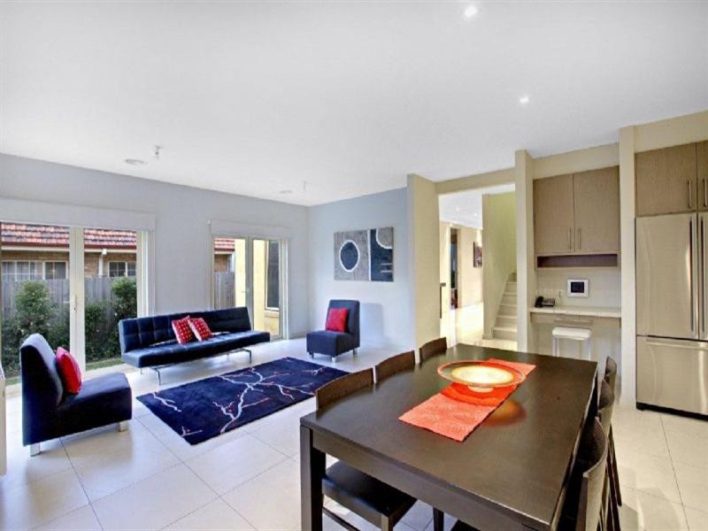 25 Hazel Grove, Pascoe Vale VIC 3044