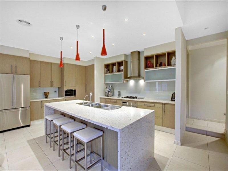 25 Hazel Grove, Pascoe Vale VIC 3044