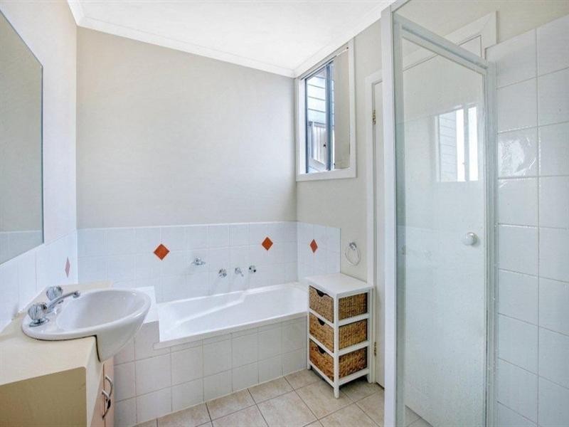 4/13 Plymouth Street, Pascoe Vale VIC 3044