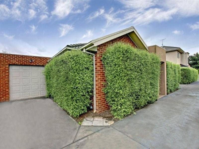 2/27 Dorset Road, Pascoe Vale VIC 3044