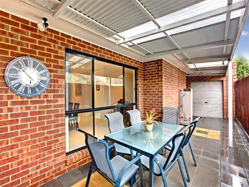 2/27 Dorset Road, Pascoe Vale VIC 3044