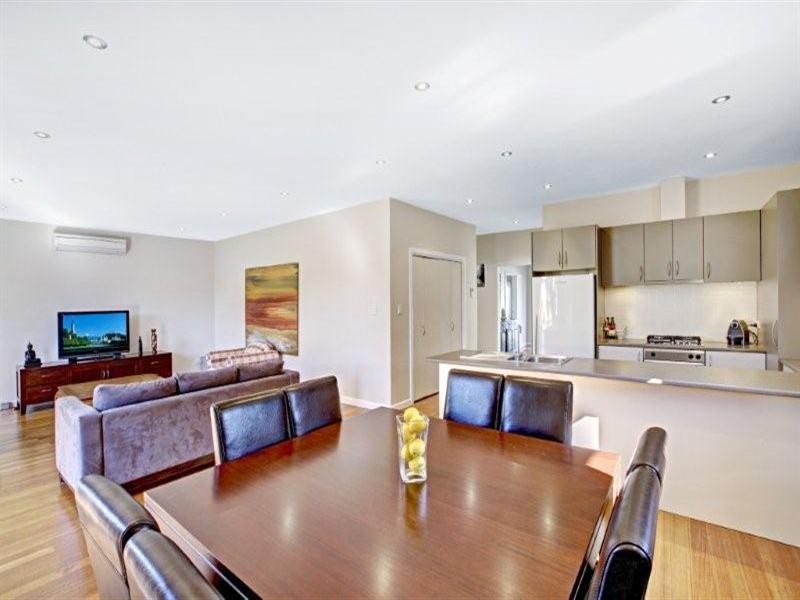 22 Hubert Avenue, Glenroy VIC 3046