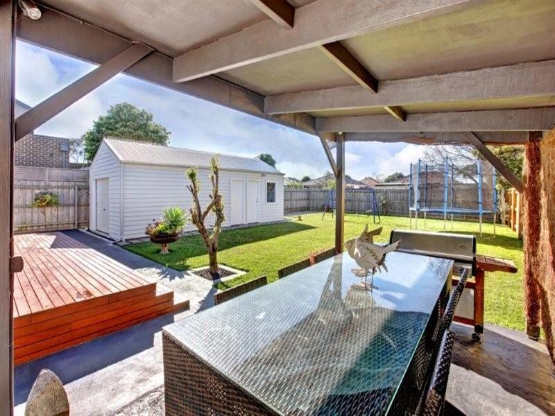 22 Hubert Avenue, Glenroy VIC 3046