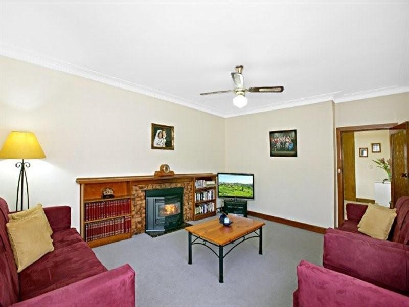 11 Zenith Street, Pascoe Vale VIC 3044