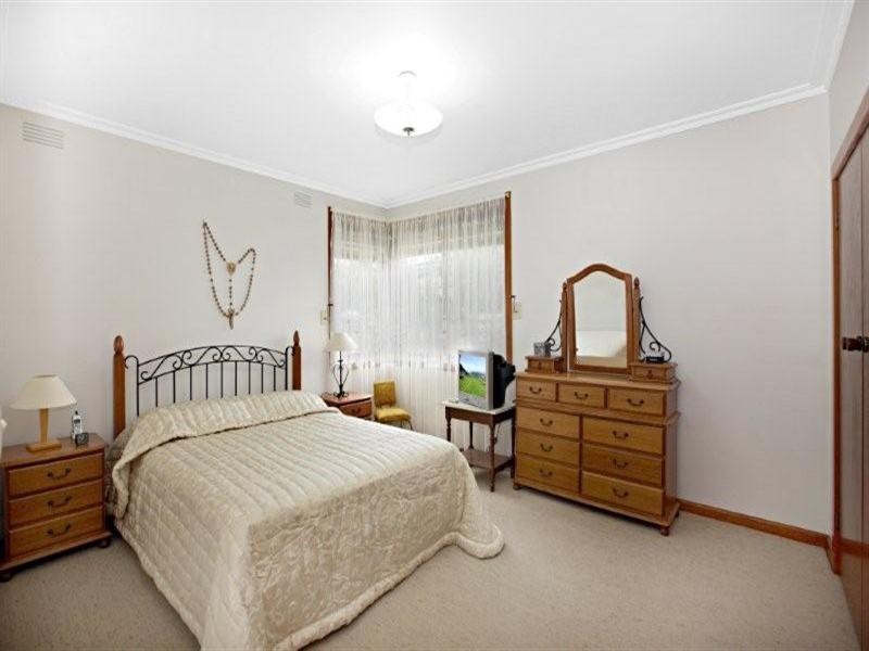 11 Zenith Street, Pascoe Vale VIC 3044
