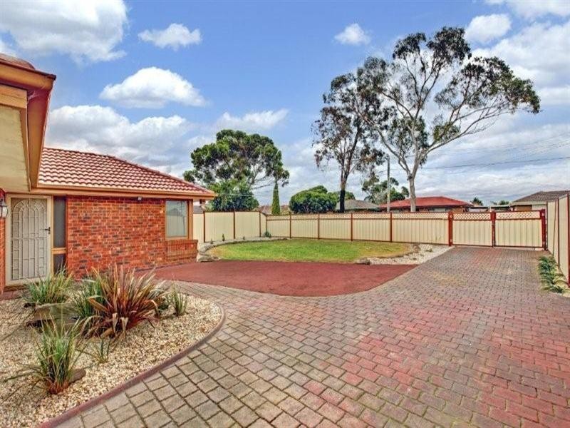 21 Opie Road, Deer Park VIC 3023