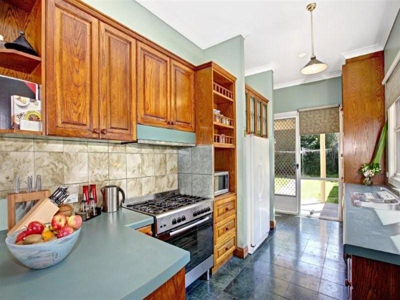 10 Mont Albert Road, Geelong VIC 3220