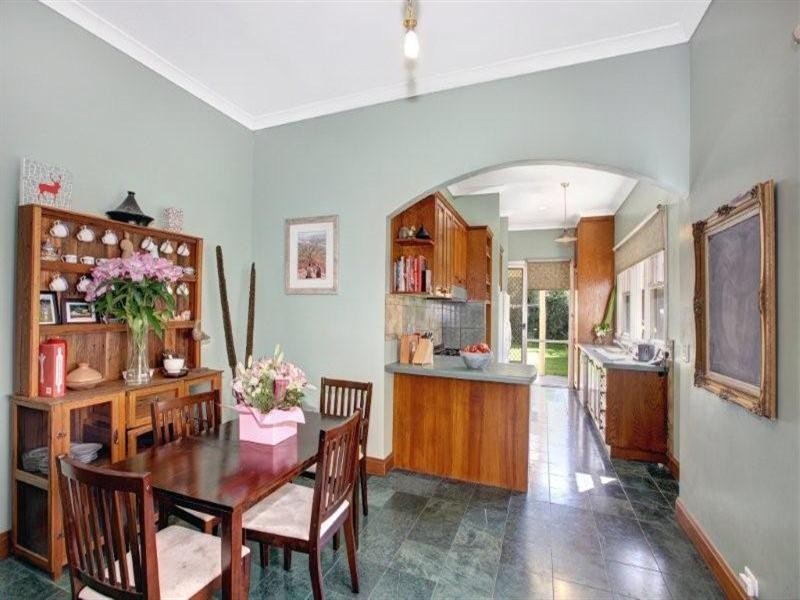 10 Mont Albert Road, Geelong VIC 3220