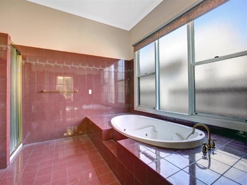 10 Mont Albert Road, Geelong VIC 3220