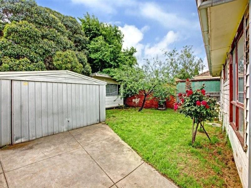50 Essex Street, Pascoe Vale VIC 3044
