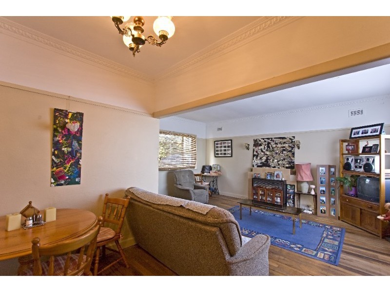 747 Bell Street, Preston VIC 3072