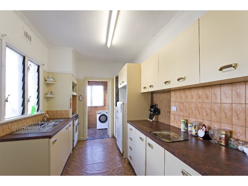 747 Bell Street, Preston VIC 3072