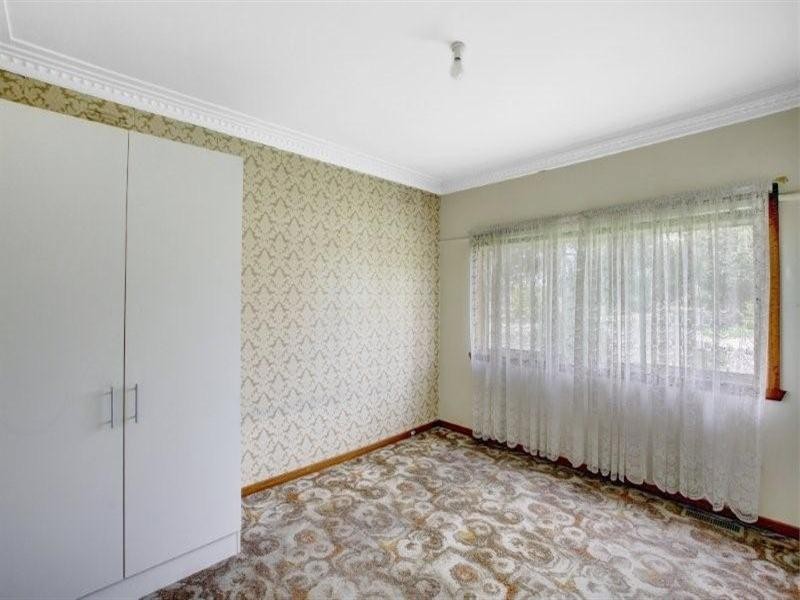 15 Winn Grove, Fawkner VIC 3060